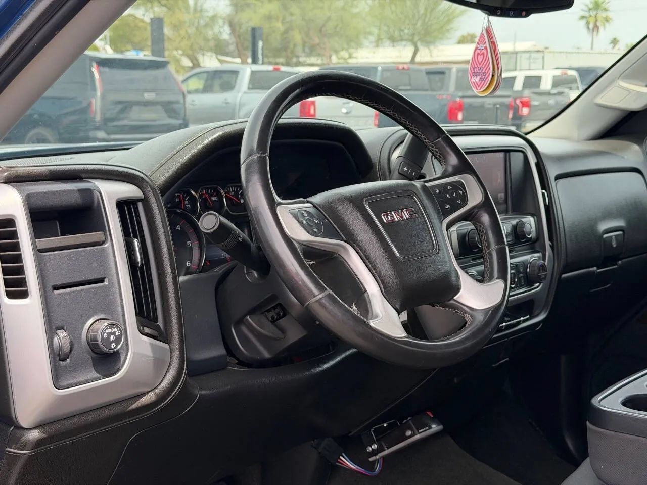 Used 2015 GMC Sierra 1500 SLE w/ SLE Value Package RWD image 19