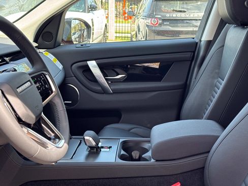 New 2025 Land Rover Discovery Sport S image 21