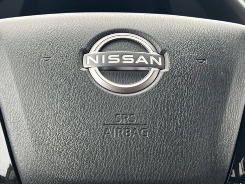 Used 2024 Nissan Armada SL RWD image 5