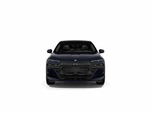 New 2026 BMW 740i RWD image 2