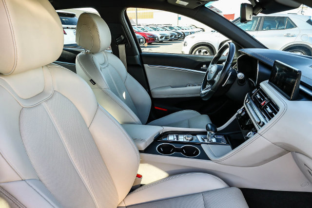 Used 2024 Genesis G70 2.5T RWD image 19