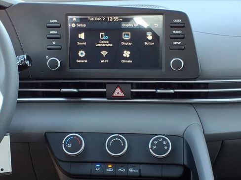 New 2026 Hyundai Elantra SE w/ Cargo Package image 9