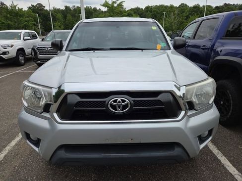 Used 2013 Toyota Tacoma PreRunner w/ SR5 Pkg RWD image 9