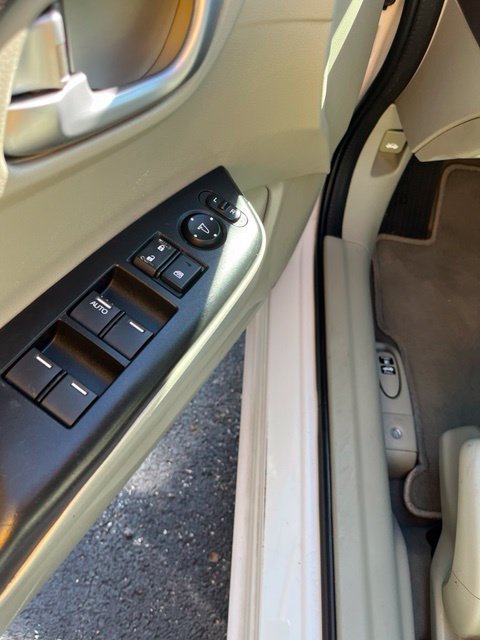 Used 2012 Honda Civic EX-L image 10
