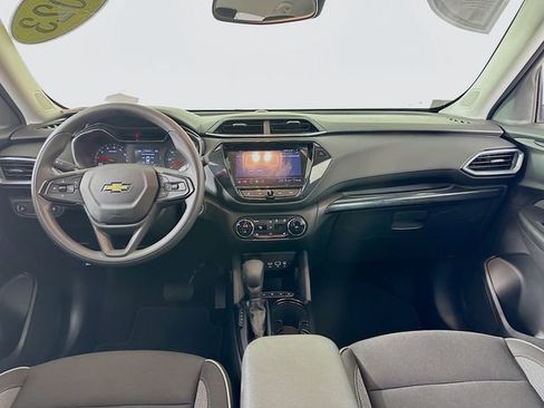 Used 2023 Chevrolet TrailBlazer LT w/ Convenience Package FWD image 24