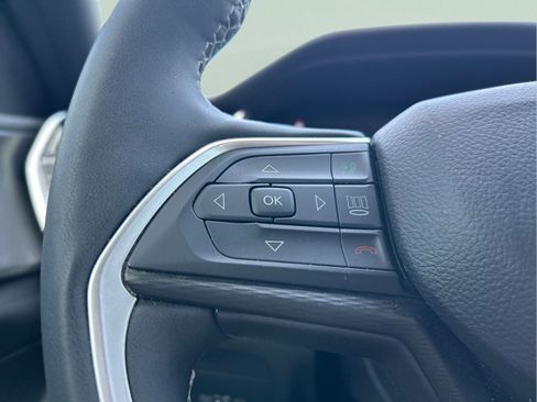 Certified 2024 Jeep Grand Cherokee Altitude RWD image 14