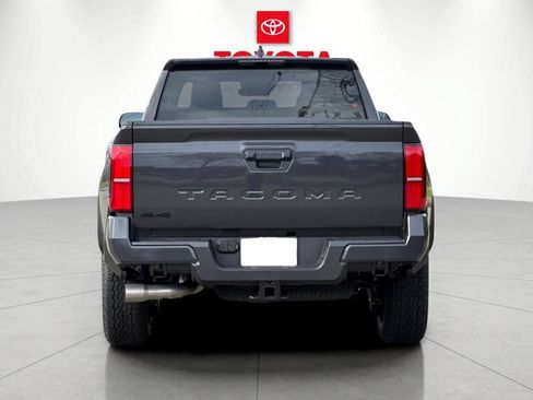 New 2026 Toyota Tacoma TRD Off-Road w/ TRD Off Road Premium Package AWD/4WD image 4