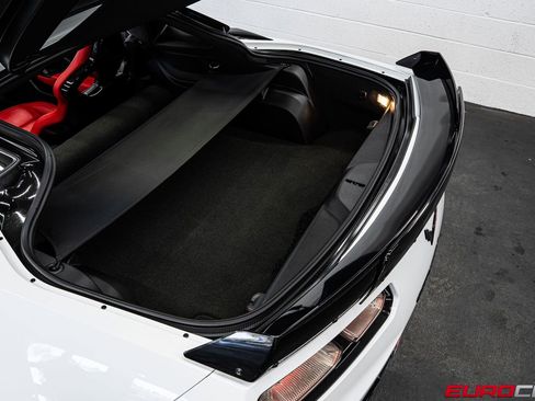 Used 2015 Chevrolet Corvette Z06 w/ 3LZ Preferred Equipment Group image 20