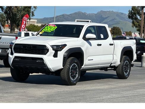 New 2026 Toyota Tacoma TRD Off-Road w/ TRD Off Road Premium Package AWD/4WD image 7