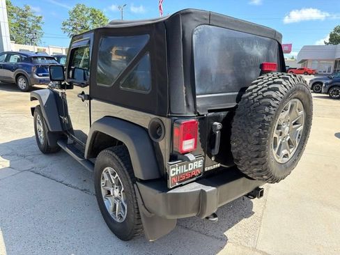 Used 2014 Jeep Wrangler Rubicon w/ Power Convenience Group AWD/4WD image 8