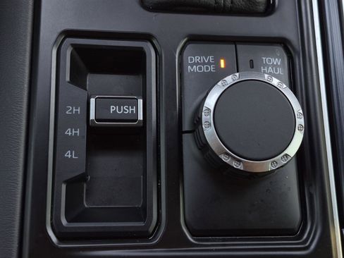 Used 2023 Toyota Tundra Platinum AWD/4WD image 34