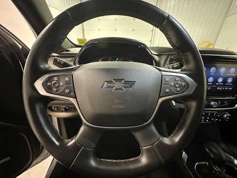 Used 2023 Chevrolet Traverse RS AWD/4WD image 38