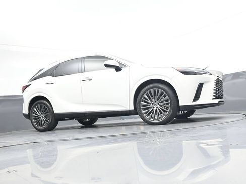 Used 2023 Lexus RX 350 w/ Accessory Package (2T) AWD/4WD image 36