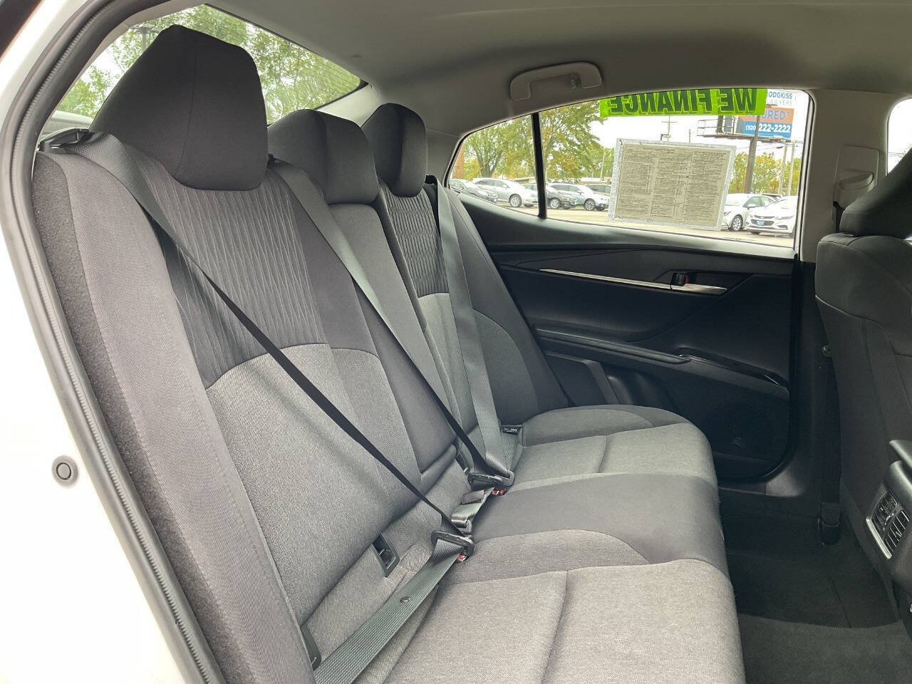 Used 2025 Toyota Camry LE FWD image 41