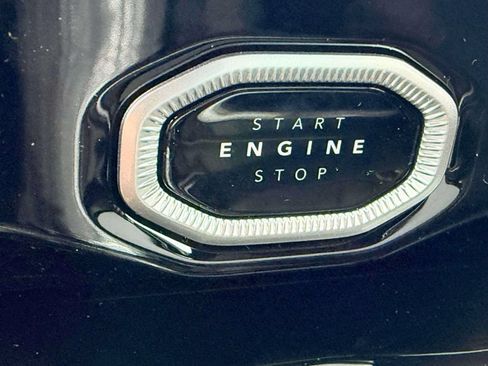 New 2026 Jeep Grand Cherokee Limited AWD/4WD image 22