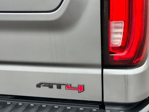 Used 2020 GMC Sierra 1500 AT4 w/ AT4 Premium Package image 23