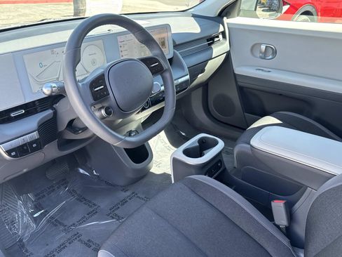 Used 2024 Hyundai Ioniq 5 SEL image 15