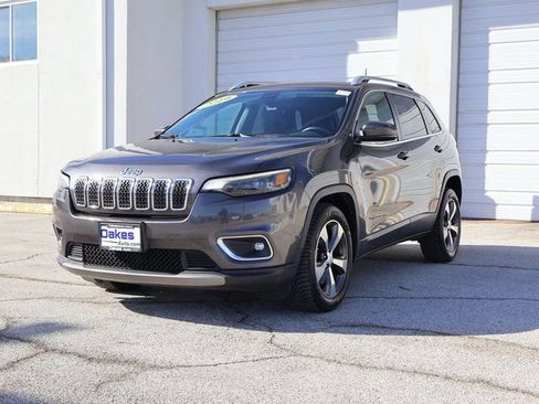 Used 2019 Jeep Cherokee Limited FWD image 3