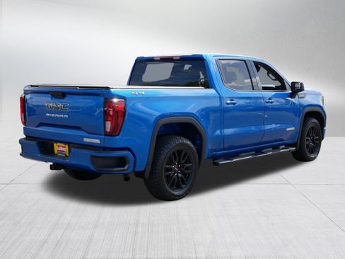 Used 2022 GMC Sierra 1500 Elevation w/ LPO, Elevation Black Package AWD/4WD image 7