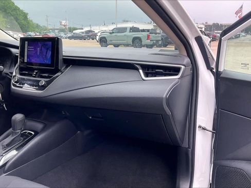Used 2023 Toyota Corolla LE FWD image 18