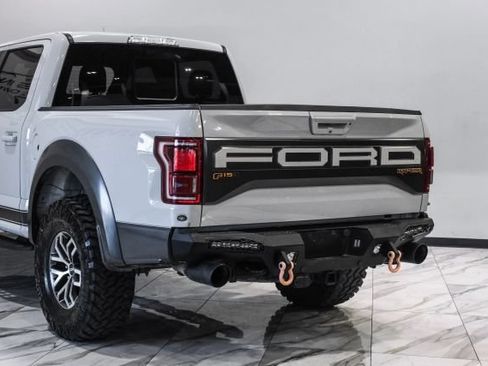 Used 2017 Ford F150 Raptor w/ Equipment Group 802A Luxury AWD/4WD image 14