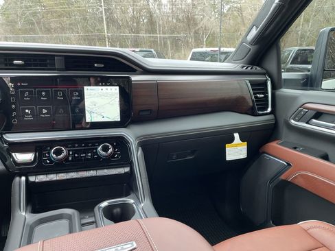 New 2026 GMC Sierra 2500 Denali Ultimate image 24