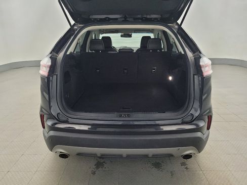 Used 2020 Ford Edge SEL image 29