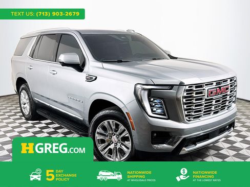 Used 2025 GMC Yukon Denali AWD/4WD image 1