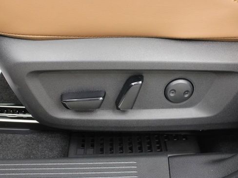 New 2026 Nissan Rogue Platinum AWD/4WD image 20