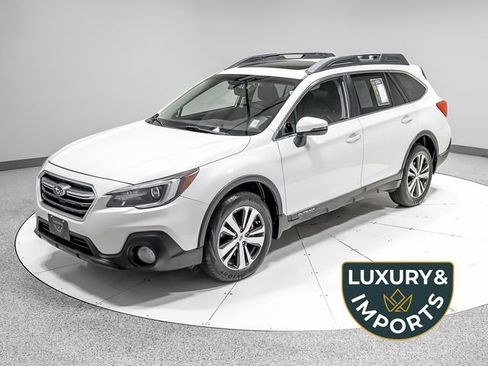 Used 2018 Subaru Outback 3.6R Limited AWD/4WD image 1