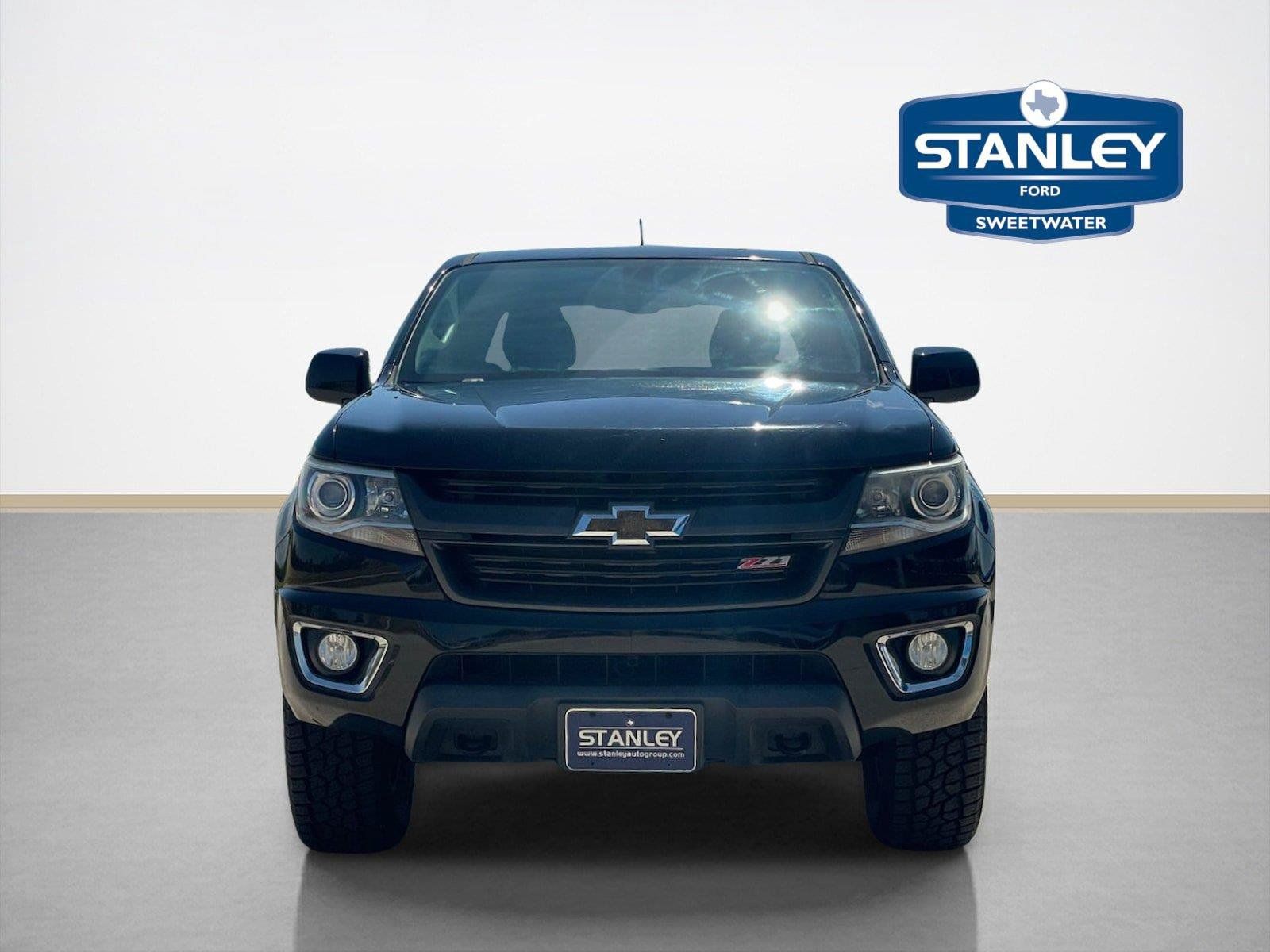 Used 2016 Chevrolet Colorado Z71 AWD/4WD image 2