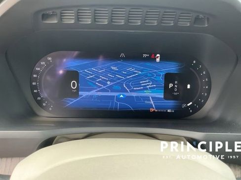 Certified 2023 Volvo XC90 B5 Plus AWD/4WD image 15
