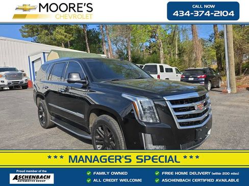 Used 2018 Cadillac Escalade 4WD image 1