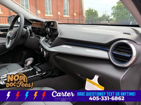 New 2026 Chevrolet Trax LT w/ Driver Confidence Package FWD image 26