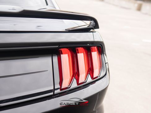 Used 2020 Ford Mustang GT Premium w/ GT Performance Package image 38