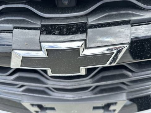 Used 2024 Chevrolet Blazer LT w/ Midnight/Sport Edition FWD image 10