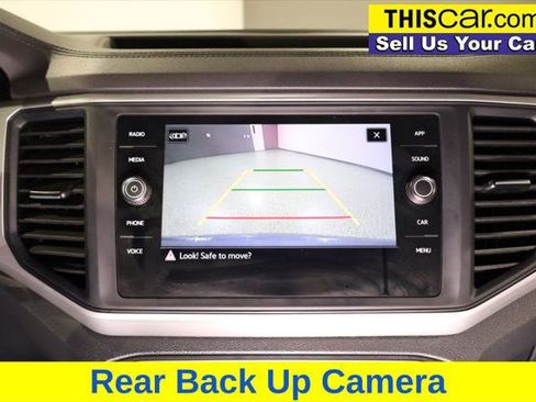 Used 2021 Volkswagen Atlas Cross Sport SE w/ Panoramic Sunroof Package FWD image 19