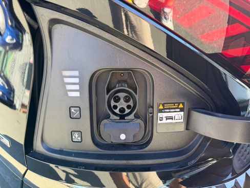 Used 2023 Kia EV6 GT-Line RWD image 57