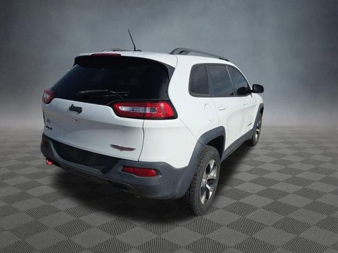 Used 2015 Jeep Cherokee Trailhawk w/ Leather Interior Group AWD/4WD image 2