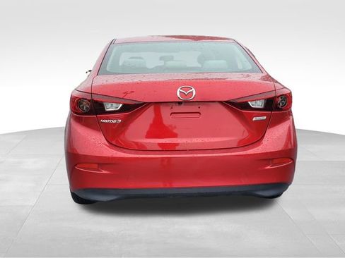 Used 2016 MAZDA MAZDA3 i Sport w/ Preferred Equipment Package image 4