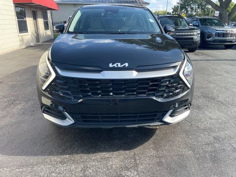 Used 2025 Kia Sportage EX FWD image 9