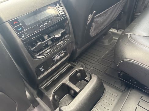 Used 2021 Jeep Grand Cherokee L Limited w/ Trailer Tow Group (B) AWD/4WD image 34