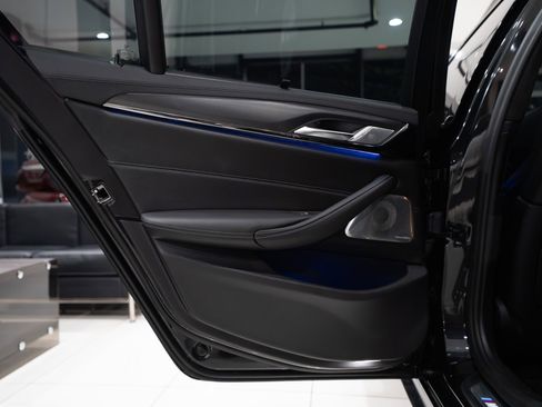 Used 2020 BMW M5 w/ Executive Package image 35