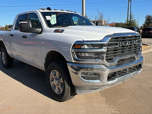 Used 2025 RAM 2500 Big Horn image 5