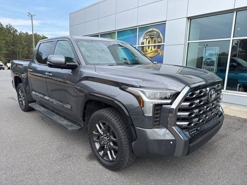 Used 2023 Toyota Tundra Platinum image 1