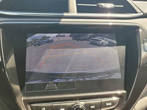 Used 2021 Chevrolet TrailBlazer LT w/ Convenience Package FWD image 20