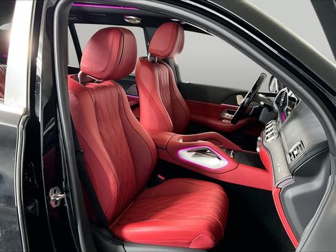 Used 2025 Mercedes-Benz Maybach GLS 600 4MATIC image 8