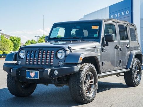 Used 2018 Jeep Wrangler Unlimited Sport image 3