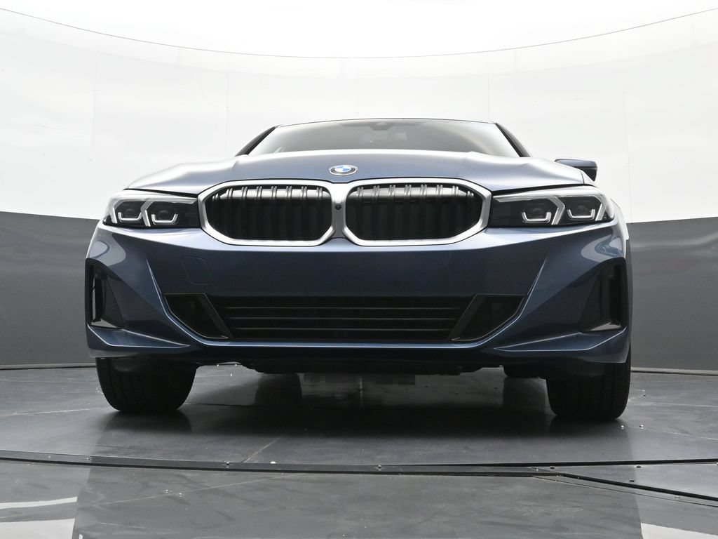 Used 2026 BMW 330i xDrive Sedan AWD/4WD image 22