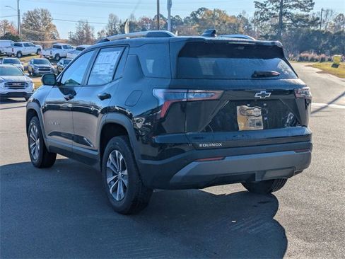 New 2026 Chevrolet Equinox LT image 5